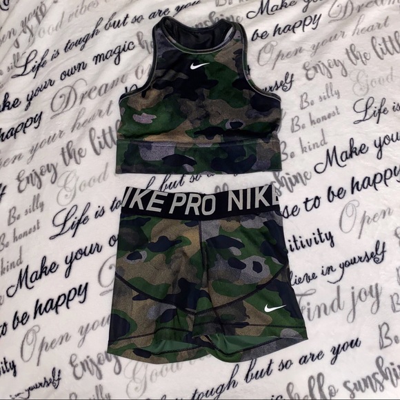 Nike camo set - Picture 2 of 5